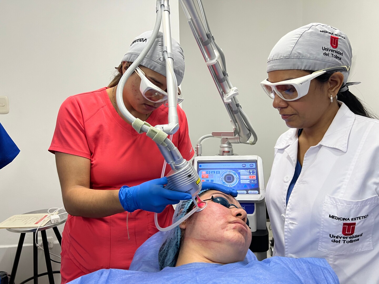 Diplomado Universitario de Láser en Aplicaciones Clínico Estéticas